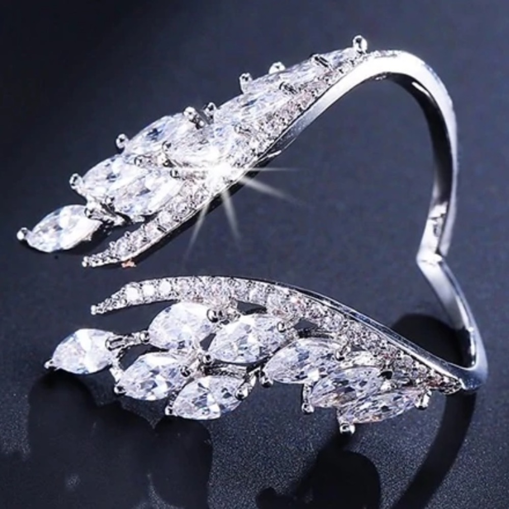 STERLING SILVER ANGEL WINGS OPEN RING - Picture 4 of 5